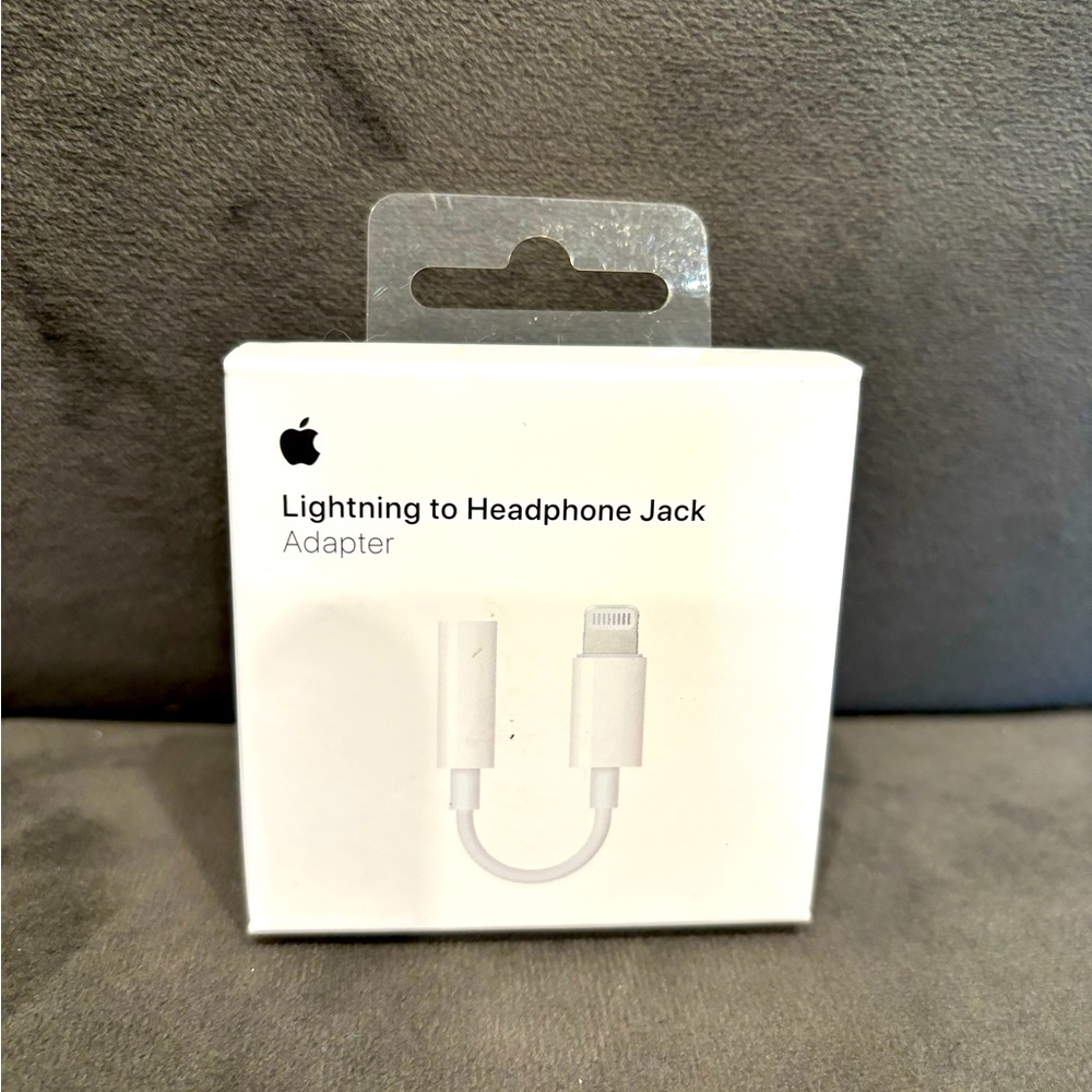 Apple Lightning to Headphone Jack Adapter